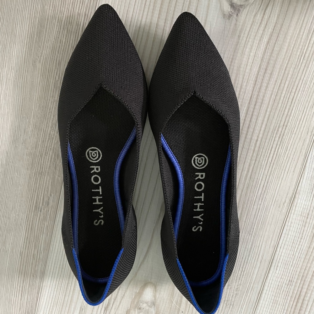 Rothy’s black the Point 8.5